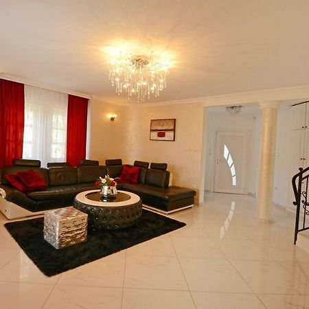 פורץ Villa Zare מראה חיצוני תמונה