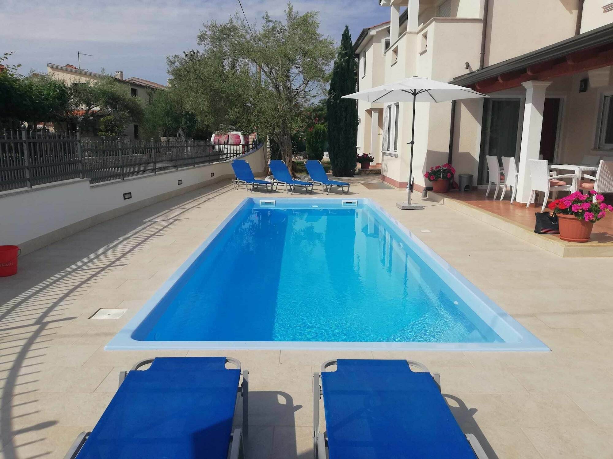 פורץ Villa Zare מראה חיצוני תמונה