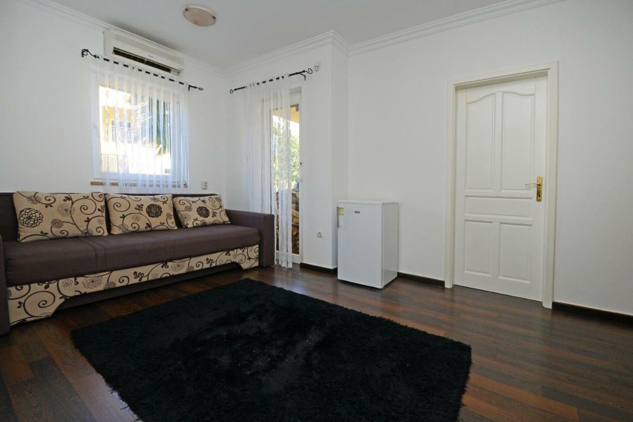 פורץ Villa Zare מראה חיצוני תמונה