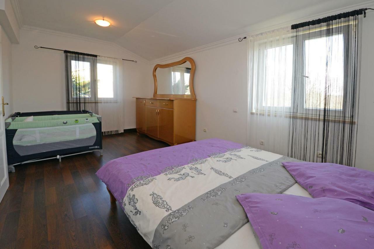 פורץ Villa Zare מראה חיצוני תמונה